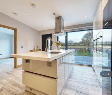 3 bedroom terraced house to rent - Photo 2
