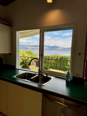 Character Home – Casa Loma – SEASONAL - Photo 1