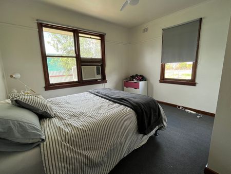 TWO BEDROOM HOME IN AVOCA - Photo 3