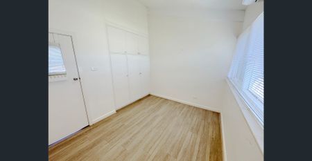 Pristine apartment at every turn! - Photo 2