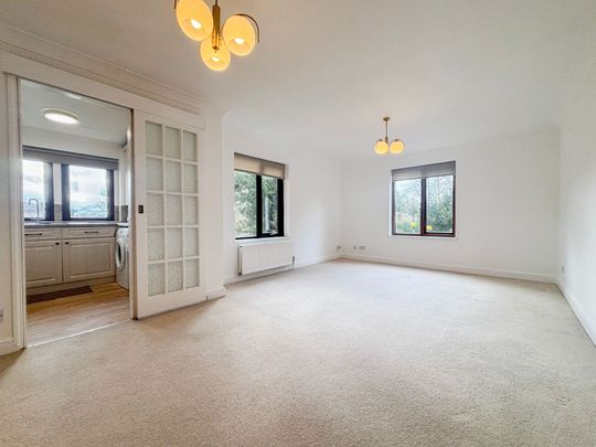 1 bed apartment to rent in Priory Road, Field House Priory Road, CV8 - Photo 1