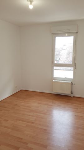 Location Appartement 3 pièces 68m² - Photo 5