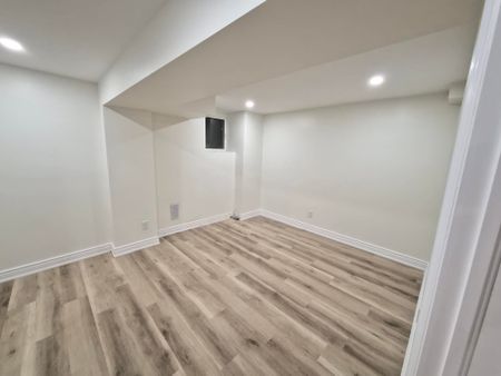 For Lease - 362 Landsborough Avenue Unit# Bsmt, Milton, Ontario - Photo 5