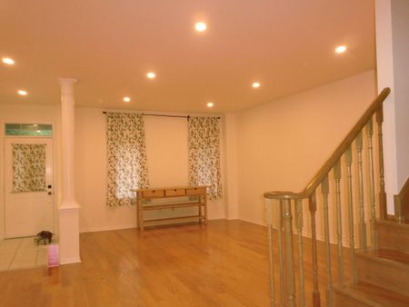 For Lease - 32 Leitch Avenue, Toronto, Ontario - Photo 4