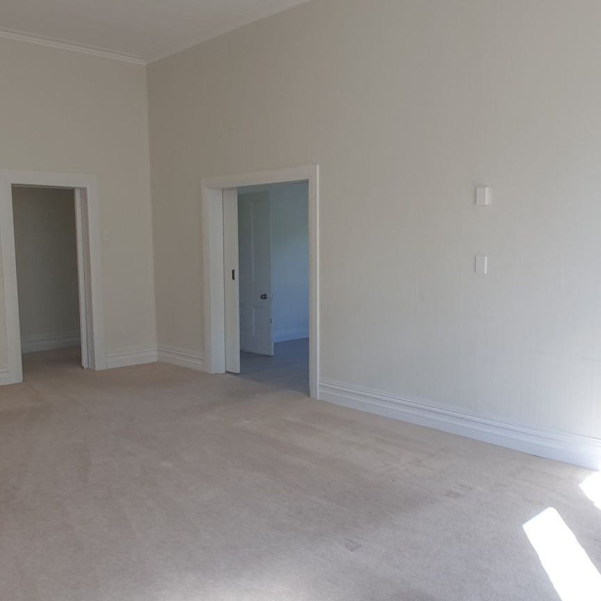 EPSOM - Double Grammar Zone or Groups - Photo 1