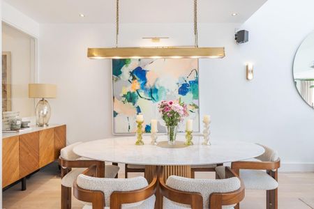 3 bedroom flat to rent - Photo 4