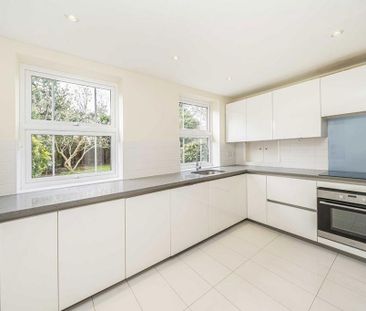 5 bedroom house to rent - Photo 1