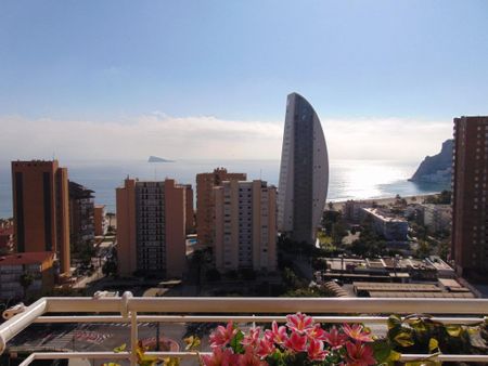 4 room luxury Apartment for rent in Benidorm, Valencia - Photo 2