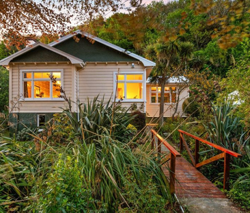 Charming 3BR Home in Anderson's Bay - Photo 5