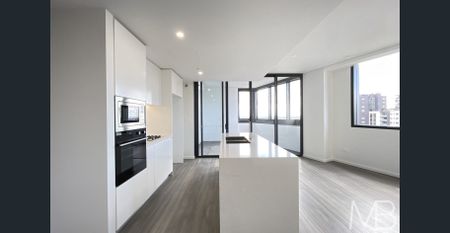 MODERN & STYLISH LIVING WITH EVERYDAY CONVENIENCE - Photo 3