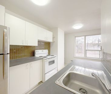 For Lease - 90 Blackfriar Avenue Unit# 8, Toronto, Ontario - Photo 6