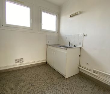 Location Appartement 3 pièces 59m² LE PETIT QUEVILLY 76140 - Photo 2