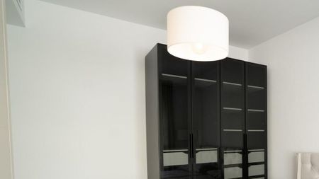 Luxury Apartment for rent in Benahavís, Spain - Photo 3