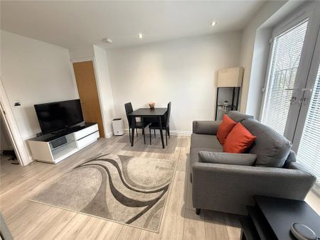 2 bedroom apartment to rent - Photo 2