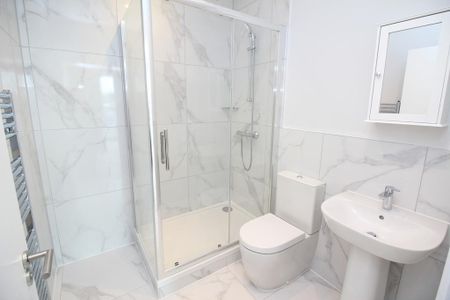 2 bedroom apartment to rent - Photo 5