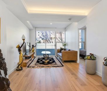 Stunning apartment nestled in the hub of Cremorne - Photo 3