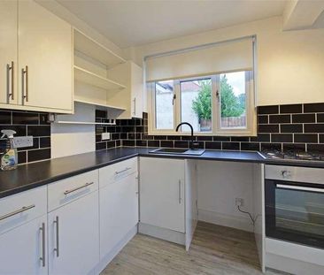 The Highway, Chelsfield, BR6 - Photo 6