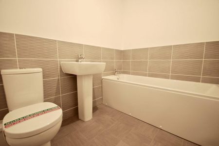 3 bedroom townhouse to rent - Photo 5