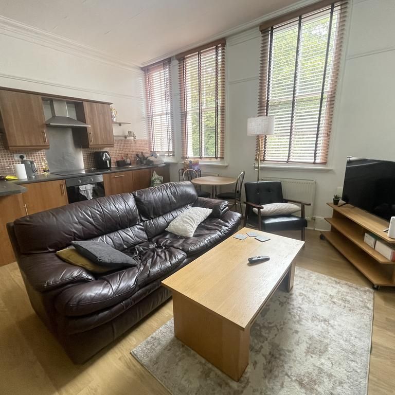 2 bedroom flat to rent - Photo 1