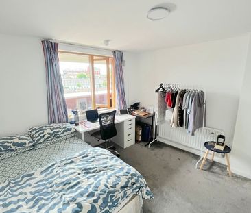 Room in a Shared Flat, London, NW1 - Photo 3