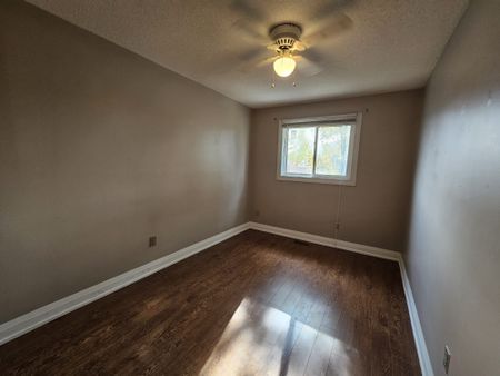 For Lease - 46 Donna Drive, Brampton, Ontario - Photo 4