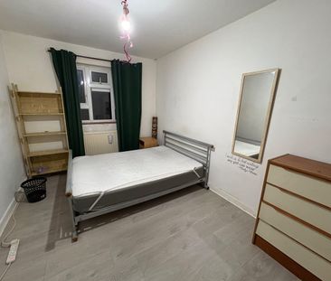 Room in a Shared Flat, Charles Staunton House, SE27 - Photo 3