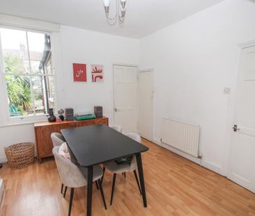 2 bedroom terraced house to rent - Photo 2
