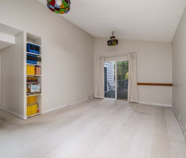 368 Newdale Court, North Vancouver - Photo 5