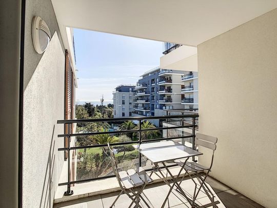 Location Appartement 1 pièce Meublé 30m² ANTIBES 06600 - Photo 1