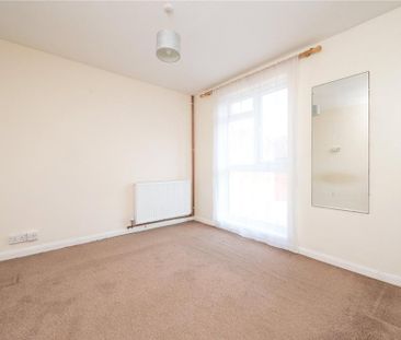 2 bedroom maisonette to rent - Photo 3