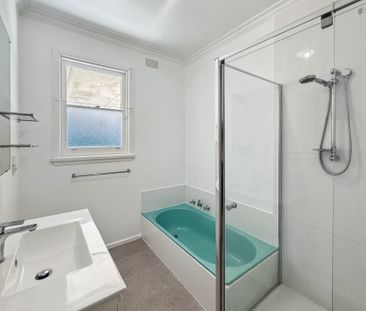 262 Mount Pleasant Road, Highton - Photo 3