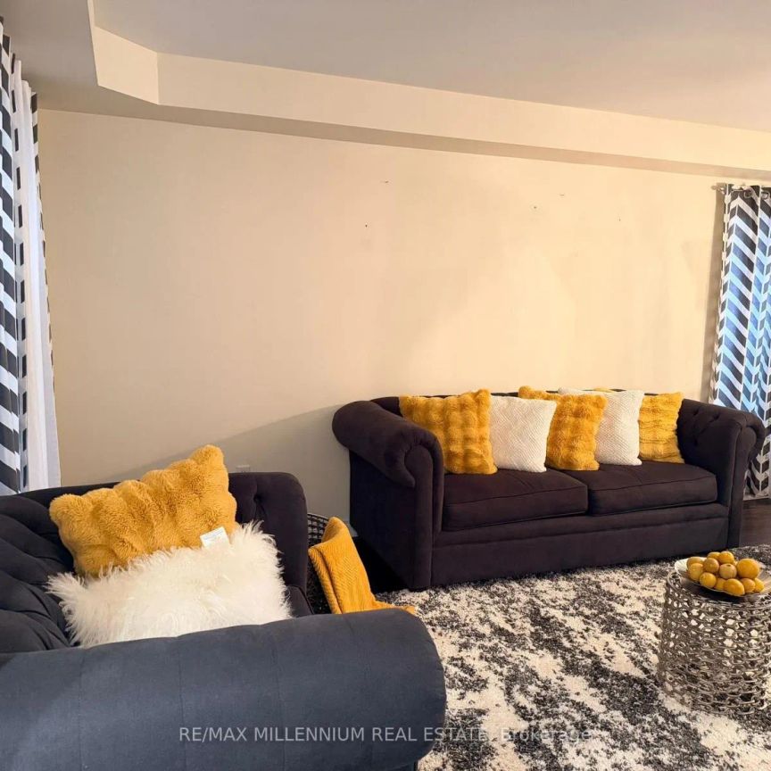 234 WATERBURY STREET - Photo 1