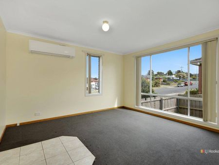 Popular Latrobe - Photo 2