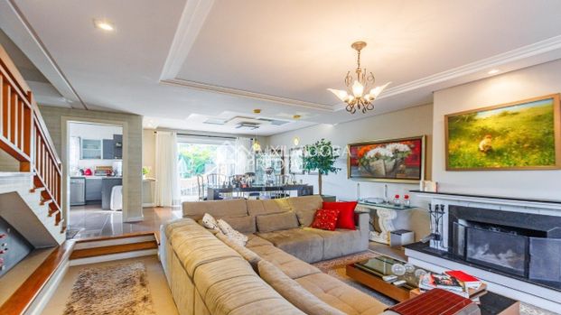 Casa com 4 quartos e 283m² para alugar em Santa Tereza, Porto Alegre. - Foto 1