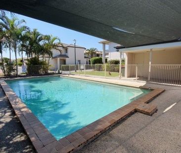 Fully Air-Conditioned & Pool - Avail Jan - Photo 5