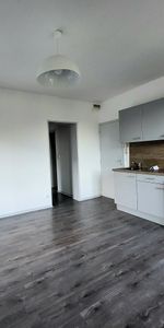 Location Appartement 2 pièces 38m² - Photo 4