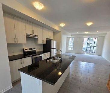 For Lease - 1431 Coral Springs Path, Oshawa, Ontario - Photo 6