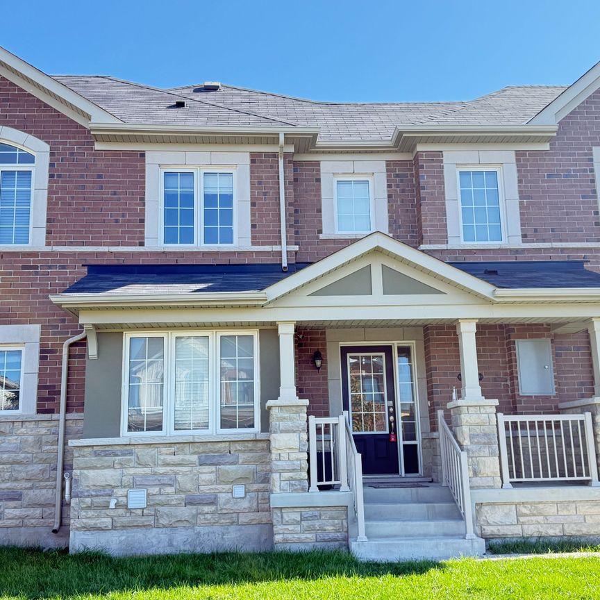 For Lease - 46 Kilmarnock Crescent, Whitby, Ontario - Photo 1