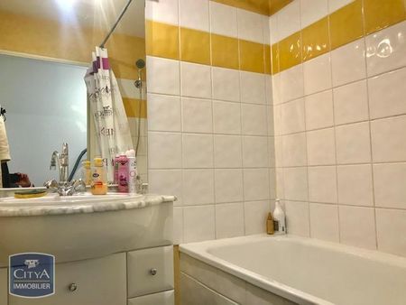 Location Appartement 3 pièces 53m² SORGUES 84700 - Photo 4