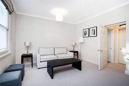 Bright and well presented second floor one bedroom apartment located close to amenities of Victoria. - Photo 2