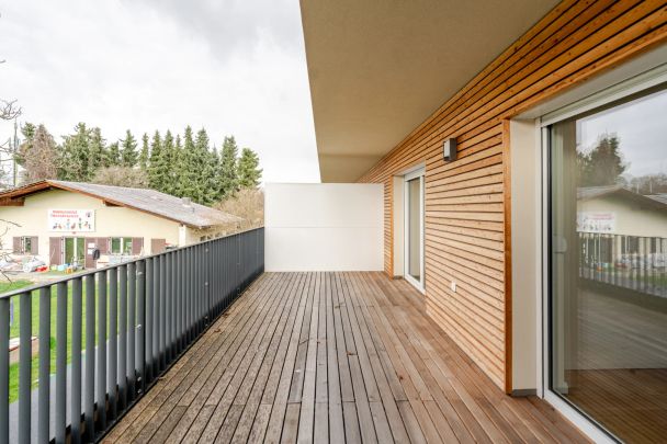 Helle 1-Zimmer-Wohnung mit großzügiger Terrasse und Tiefgaragenparkplatz - Photo 1