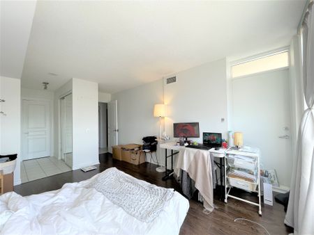 For Lease - 9015 Leslie Street Unit# 1008, Richmond Hill, Ontario - Photo 4