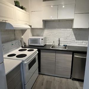 Très beau logement tout inclut metro berri - Photo 2