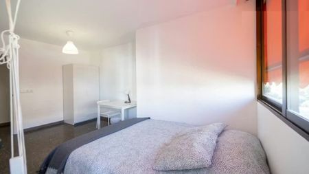 Plaça José María Orense, Valencia, Valencian Community 46022 - Photo 3