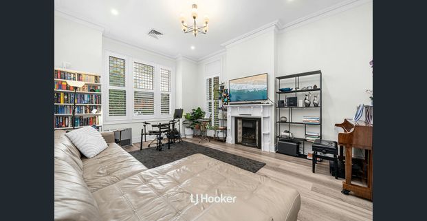 Classic Beauty in Modern Style - Spacious and Convenient - Photo 1