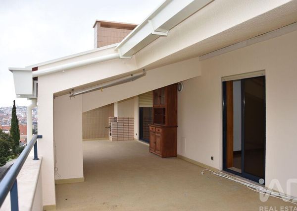 Apartamento T5 em Coimbra