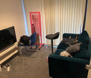 2 bedroom flat to rent - Photo 3