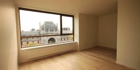 Appartement te huur in Antwerpen voor € 1.200 met 2 slaapkamers - Foto 3