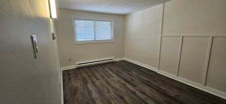 For Lease - 53 Taunton Road Unit# 61, Oshawa, Ontario - Photo 2