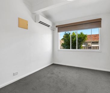 2/89 Whitelaw Street, Reservoir VIC 3073 - Photo 1